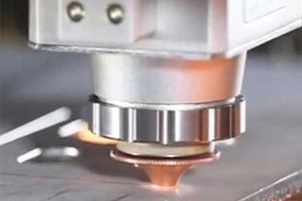 激光焊接机如何正确使用辅助气体？